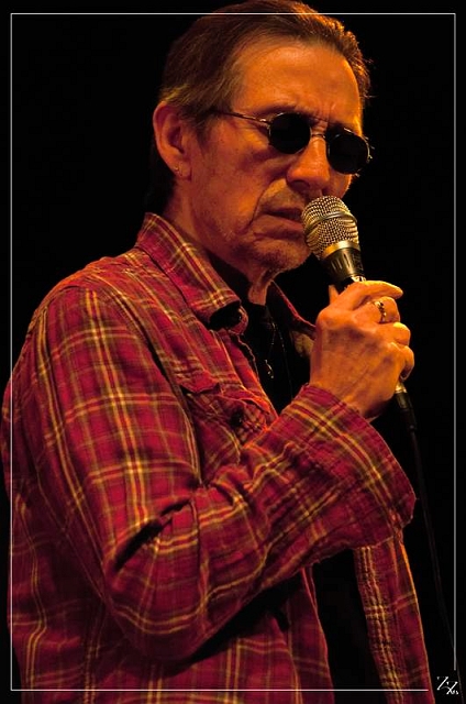 18823-LR John Trudell 2011-01-29 (Zz) [p].jpg